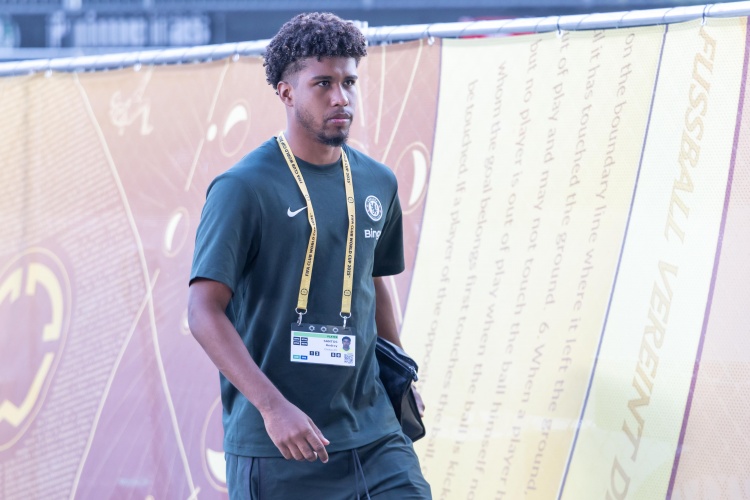 英媒：无论是出售还是外租，切尔西都无意放安德烈-桑托斯离队