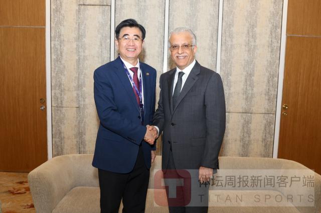 电竞世界杯-宋凯会见AFC主席萨尔曼 提出承办一届U17亚洲杯