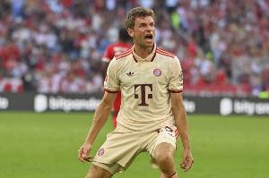 电竞世界杯-穆勒：我没压力当然还是想继续踢球，目前也考虑前往美国球队效力