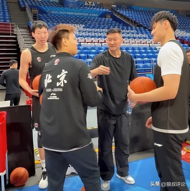 杜锋：北京投出56%三分命中率 我们只有32%稍微好一点效果就不一样